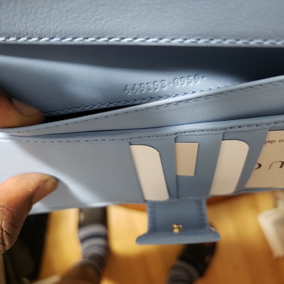 Sold...gucci women’s wallet light blue - Picture 4 of 6